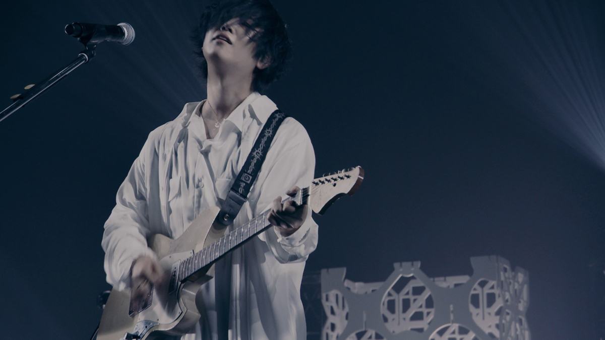 斉藤壮馬 9月1日発売Blu-ray & DVD「Live Tour 2021 “We are in bloom