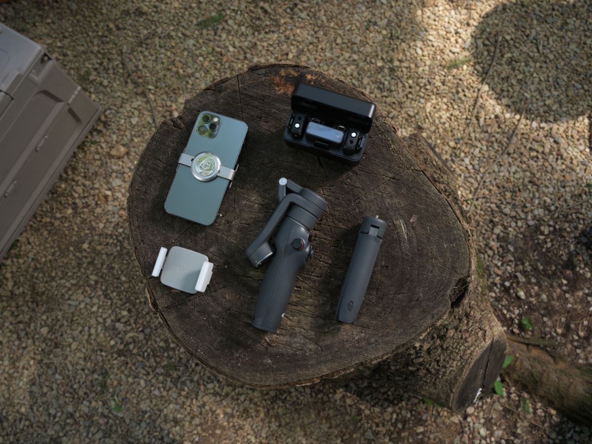 DJI、スマートフォンスタビライザー「Osmo Mobile 6」発売。誰もが