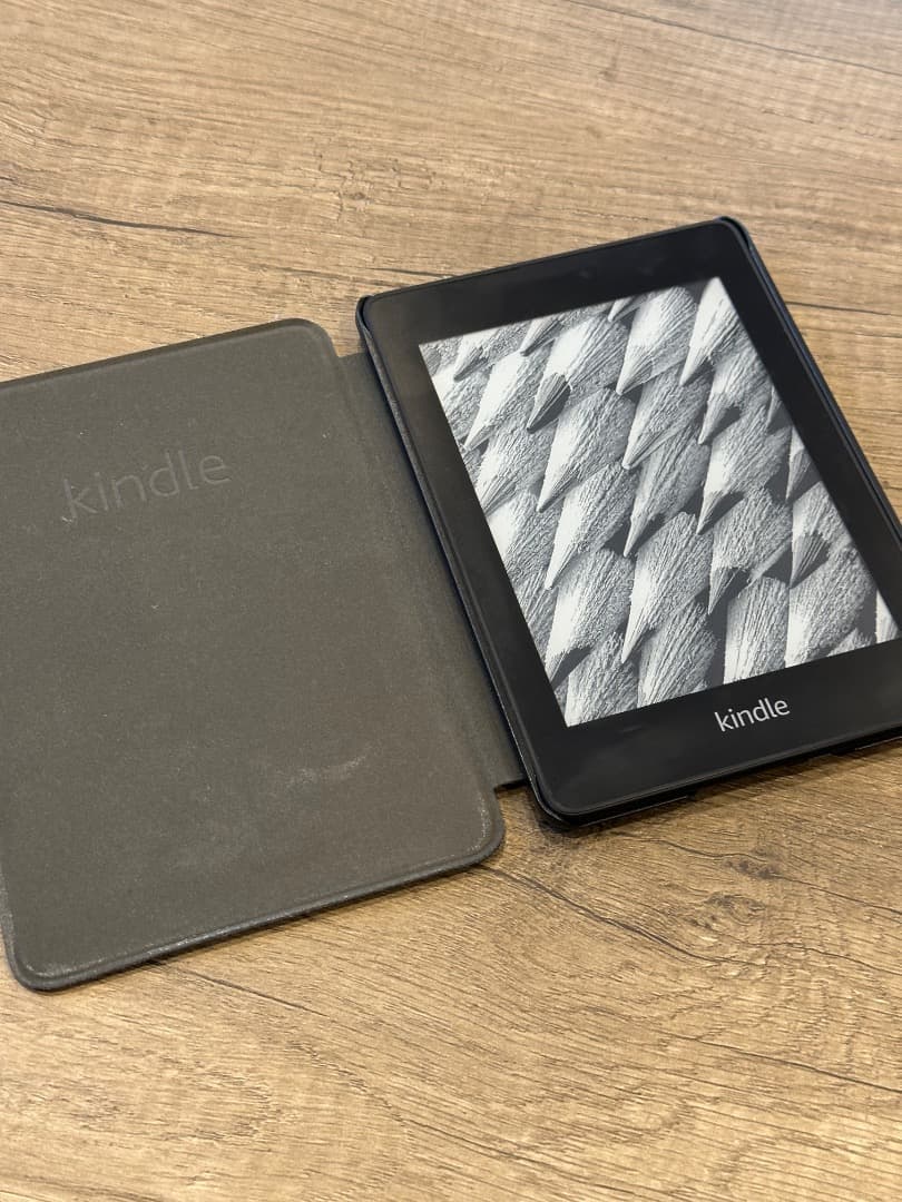 Kindle Paperwhite 第10世代 ＋専用カバー付き 美品】Kindle Paperwhite 第10世代 32GB ケースあり paperwhite 第10