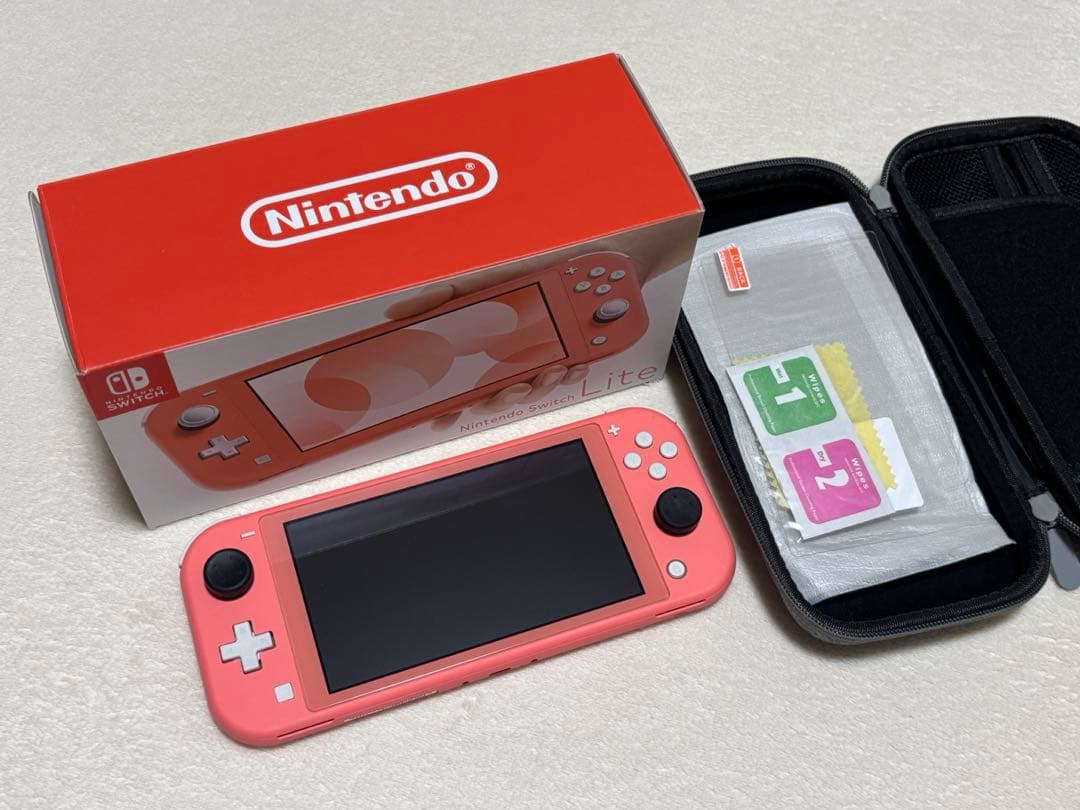 【箱・保護ケース付】Nintendo Switch Lite コーラル本体 Amazon.com: Nintendo Switch Lite Animal Crossing: New Horizons