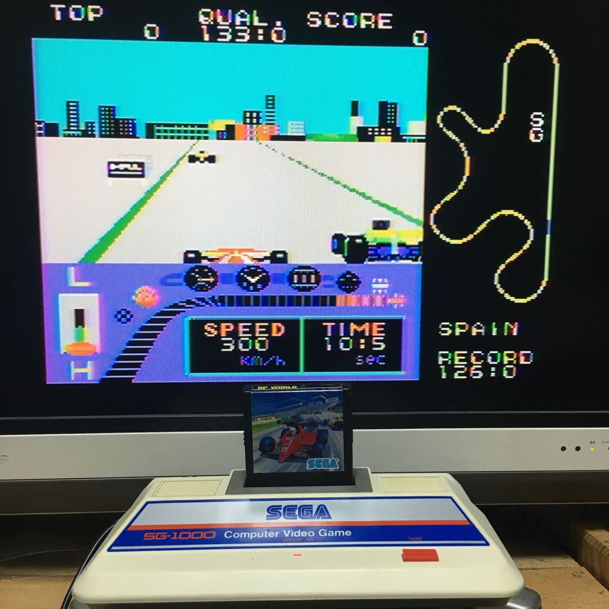 動作確認済み】 SEGA セガ SG-1000 本体 オマケソフト4本 + 2P