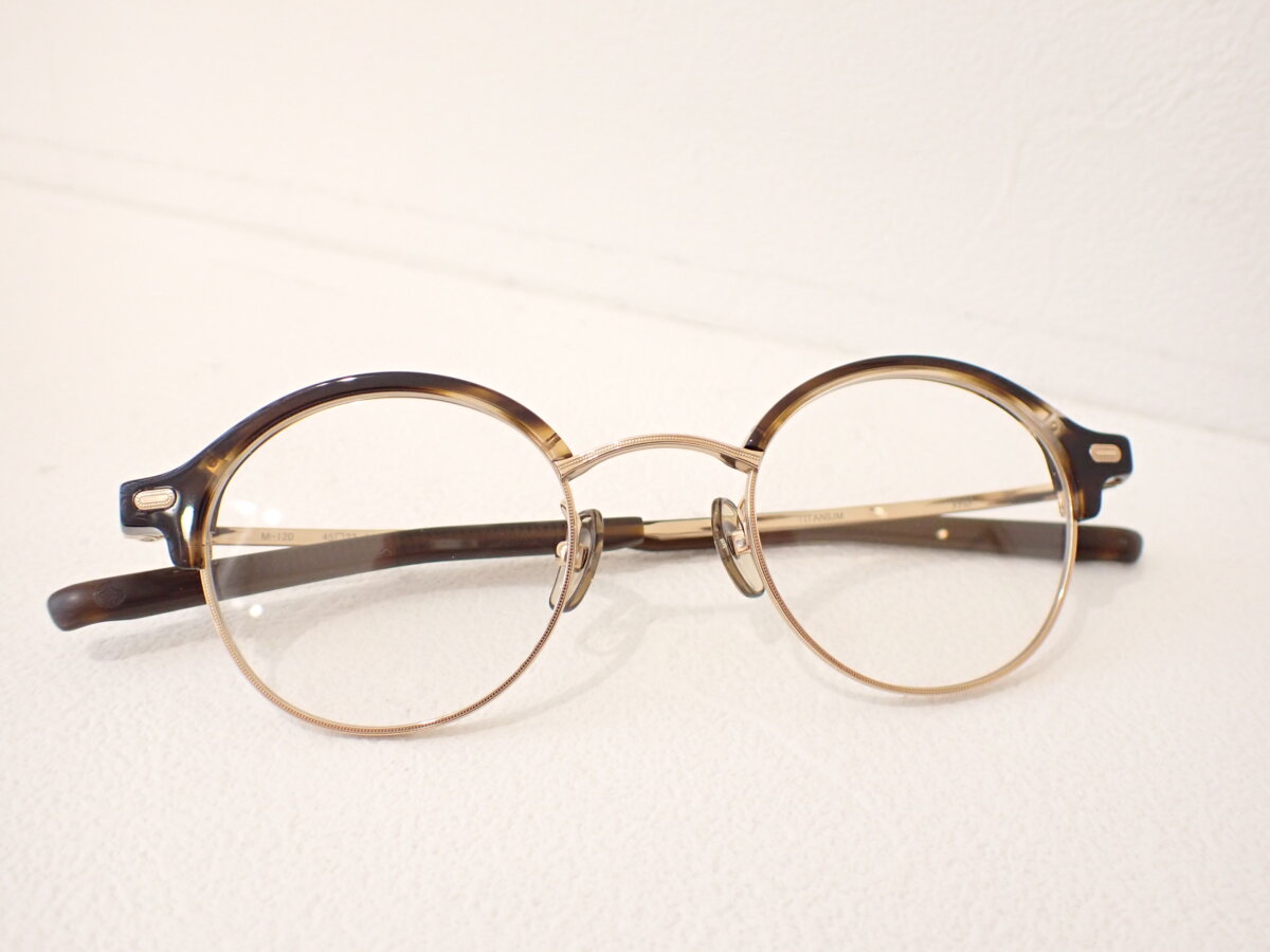 コロンとしたフォルムのサーモントスタイル｜999.9(フォーナインズ) M